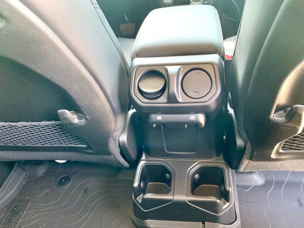 Used 2026 White Jeep Sahara image 26