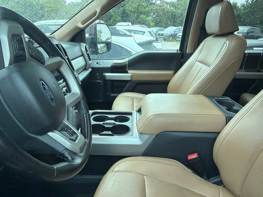 Used 2022 Stone Gray Metallic Ford Lariat image 2