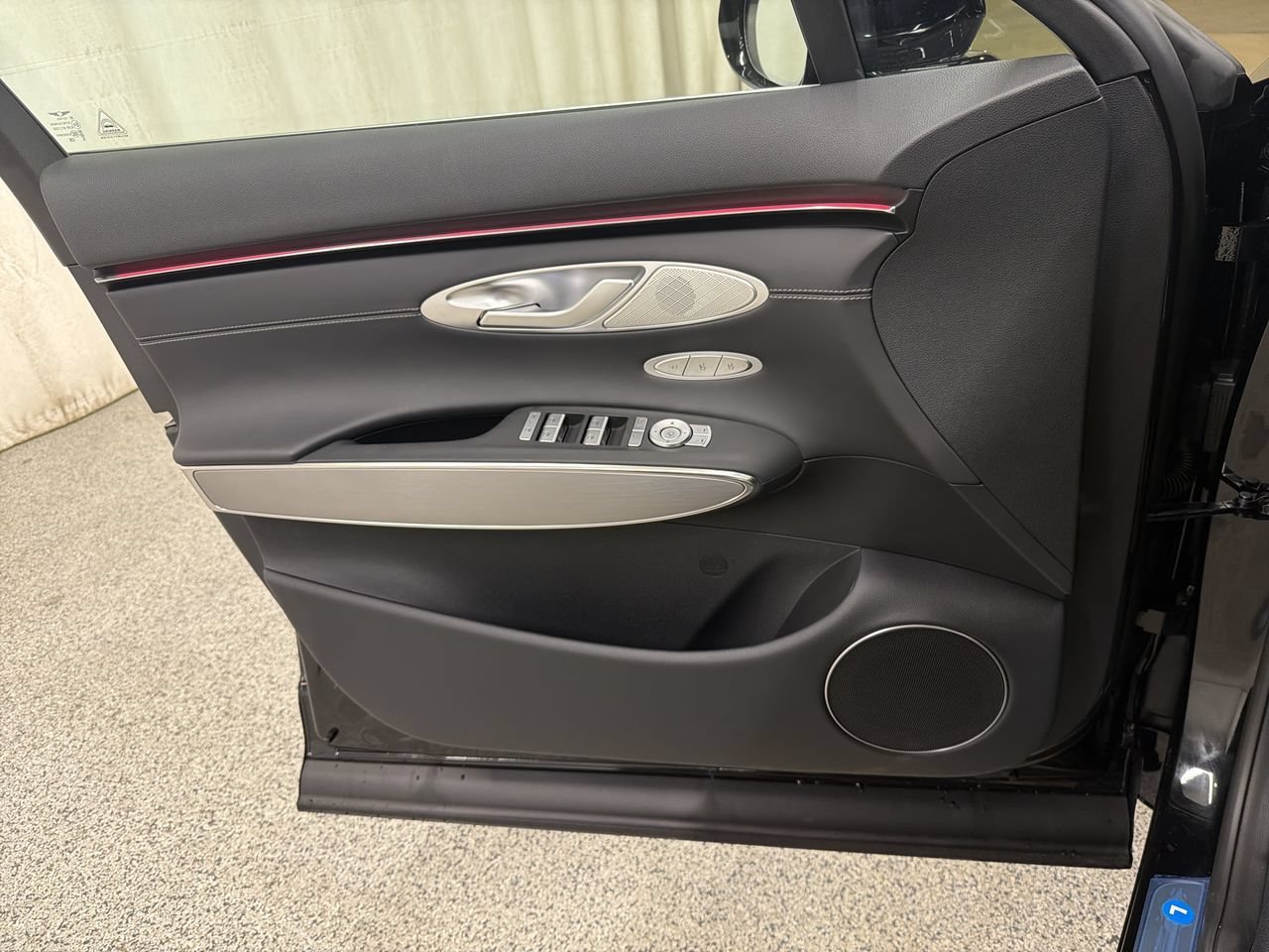 New 2026 Vik Black Genesis 2.5T SELECT image 18