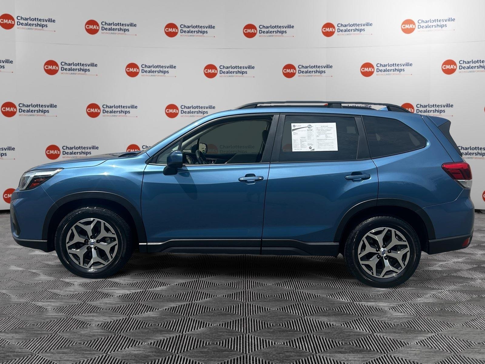 Used 2021 Horizon Blue Pearl Subaru Premium image 2