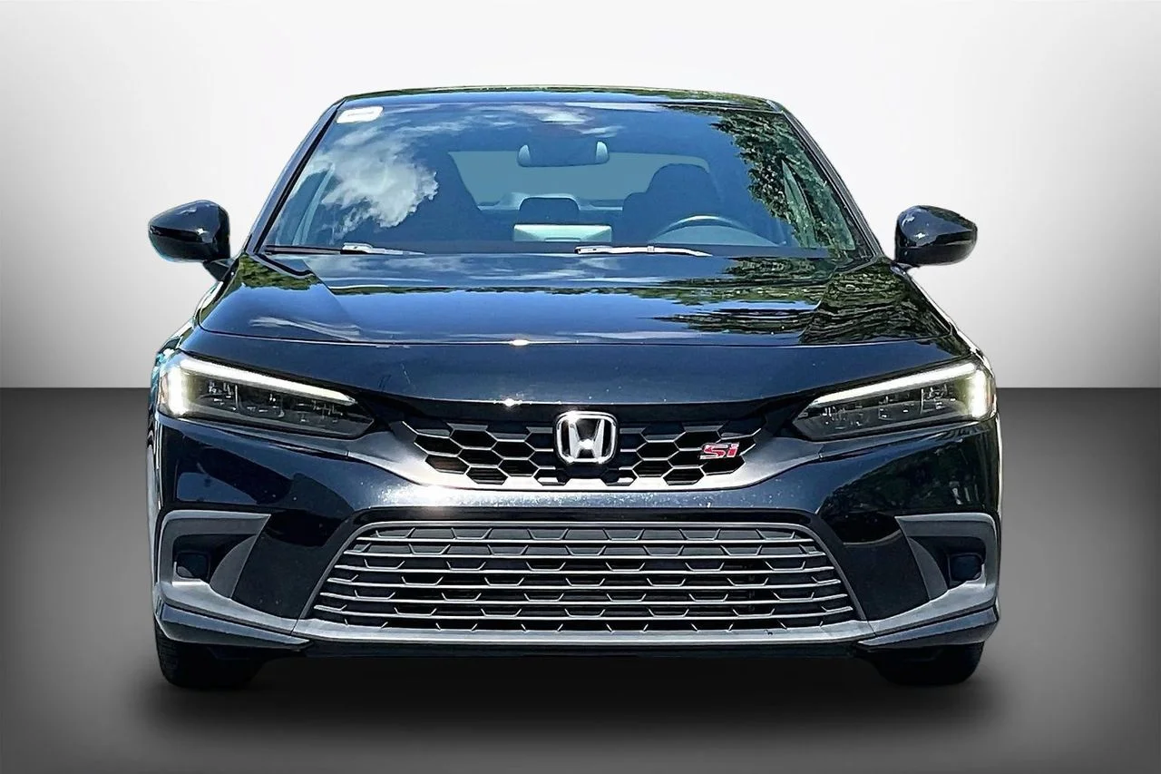Used 2022  Honda Si image 3