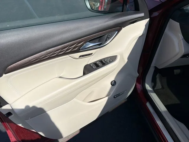 Used 2023 Cinnabar Metallic Buick Avenir image 12