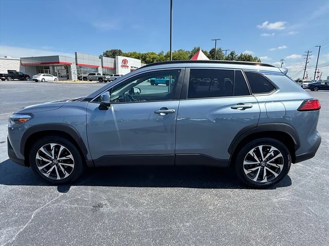 Certified Pre-Owned 2024 Toyota Corolla Cross XLE FWD XLE 4dr Crossover