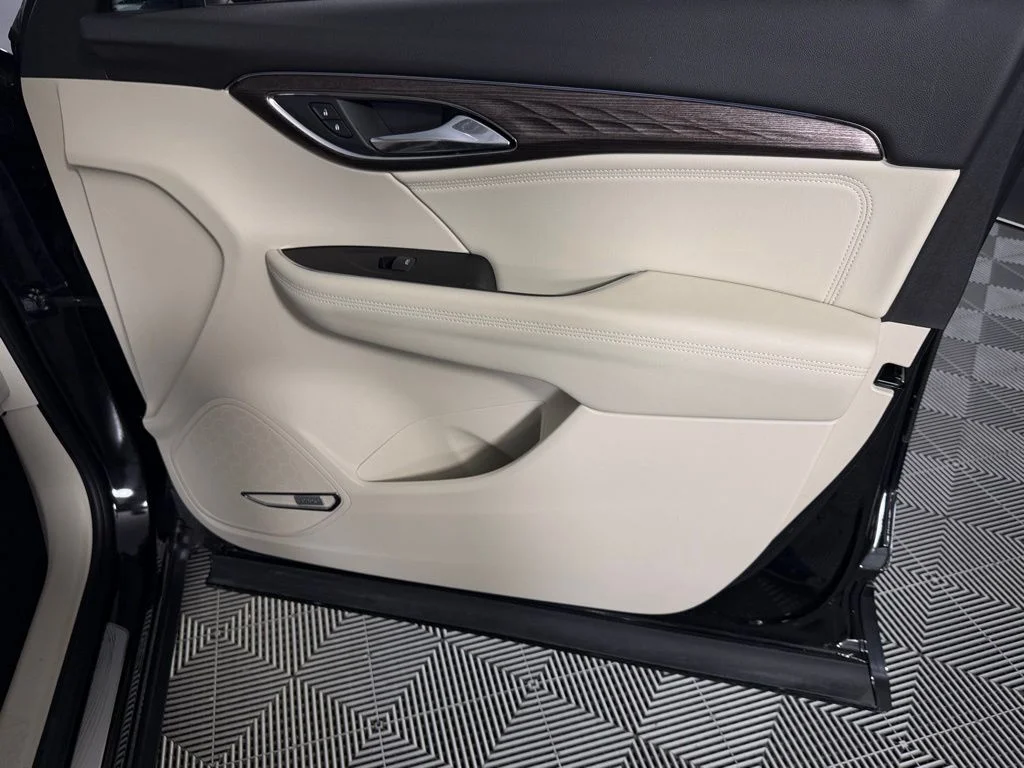 Certified Used 2023 Black Buick Avenir image 39