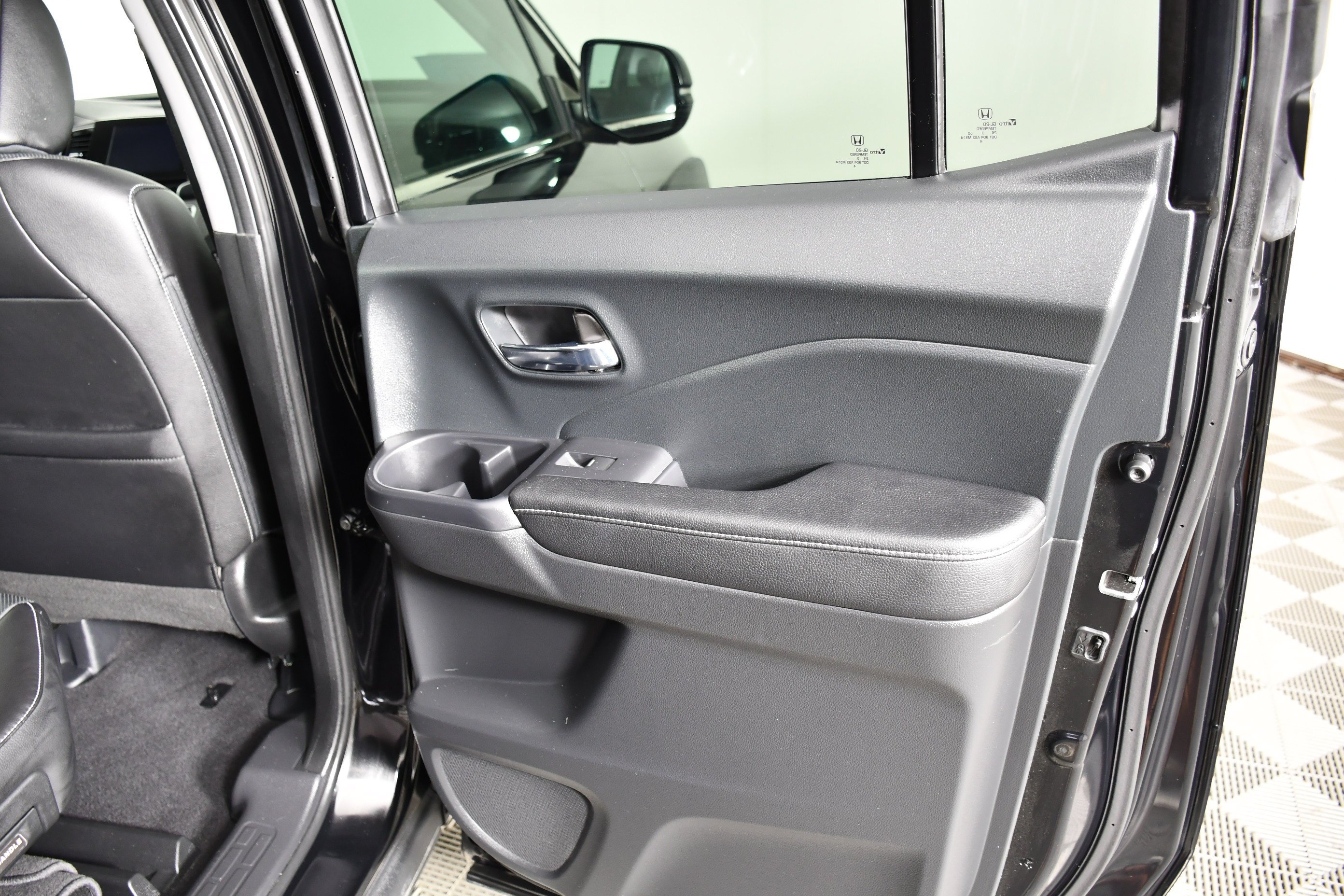 Certified Used 2023 Crystal Black Pearl Honda RTL image 45