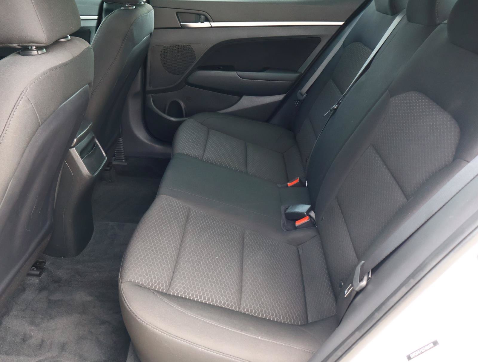 Used 2019 Quartz White Pearl Hyundai Value Edition image 19