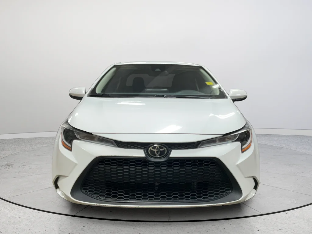 Used 2021 White Toyota LE image 4