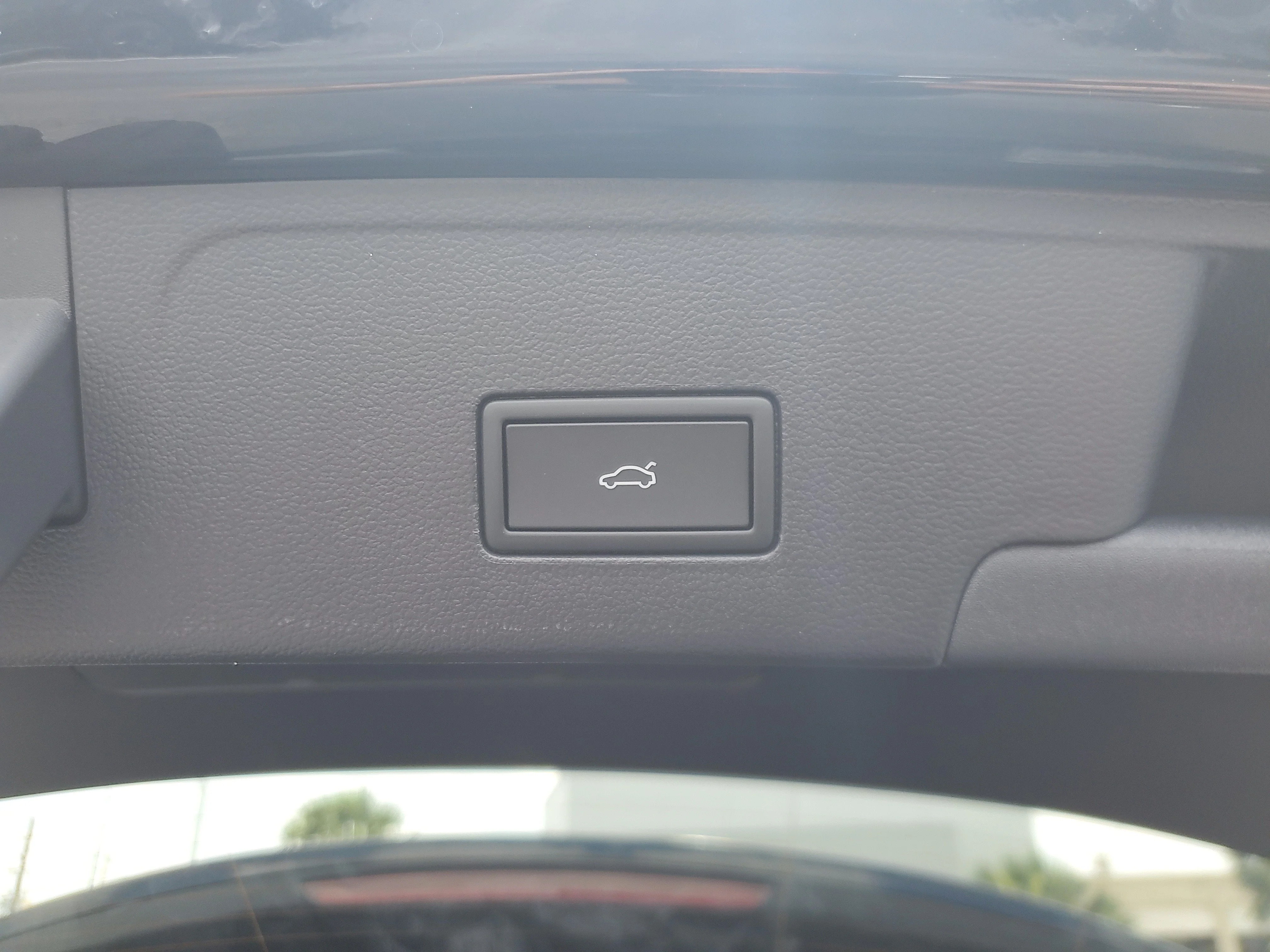 New 2026 Black Volkswagen 2.0T SE w/Technology image 8