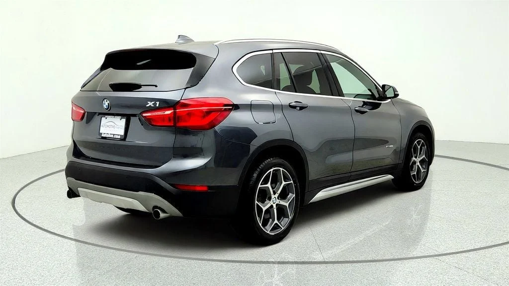Used 2017 Mineral Grey Metallic BMW xDrive28i w/ Premium Pkg, Tech Pkg & Driving Assist Pkg image 5