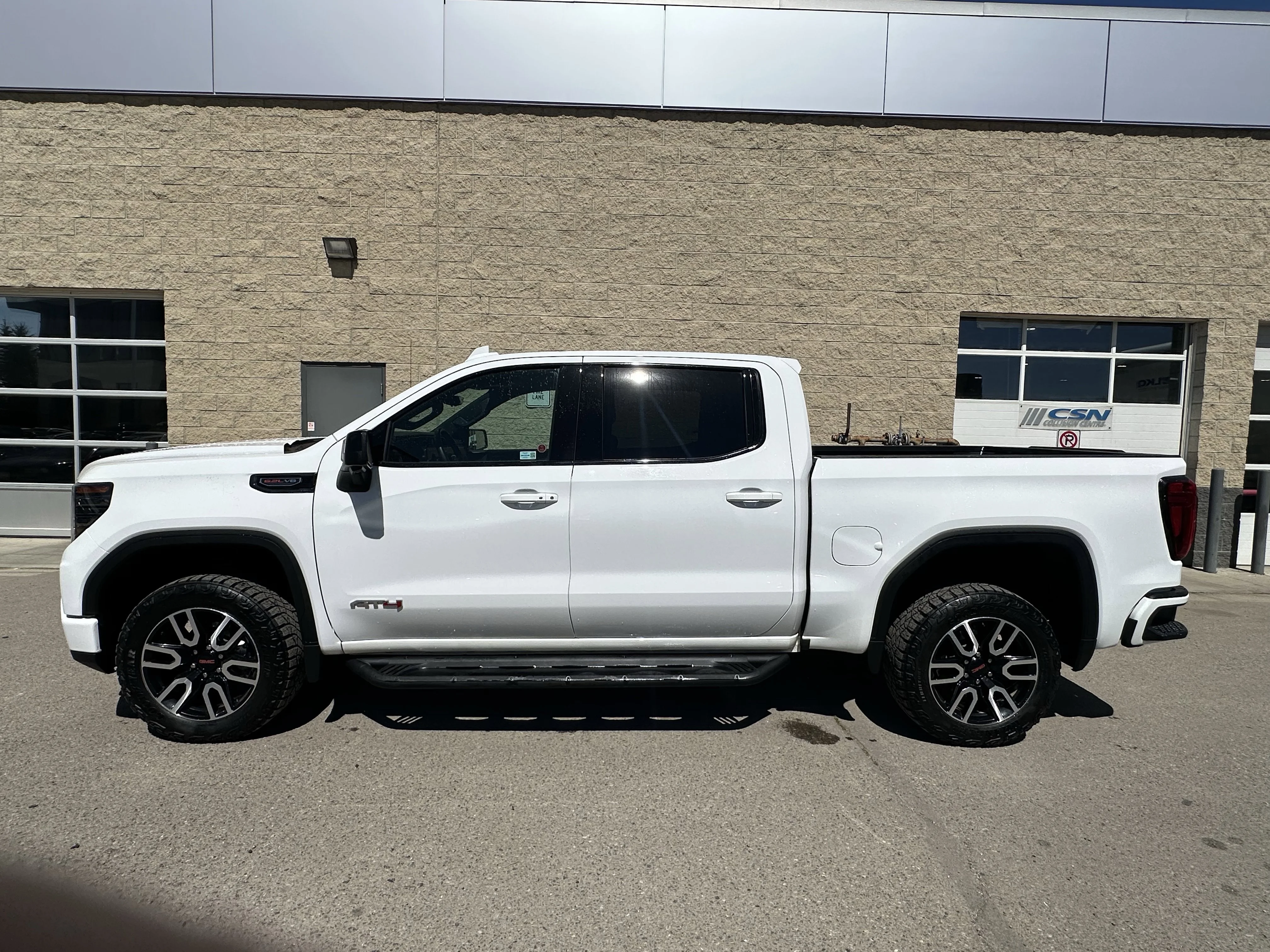 Certified Used 2024 White GMC AT4 image 3