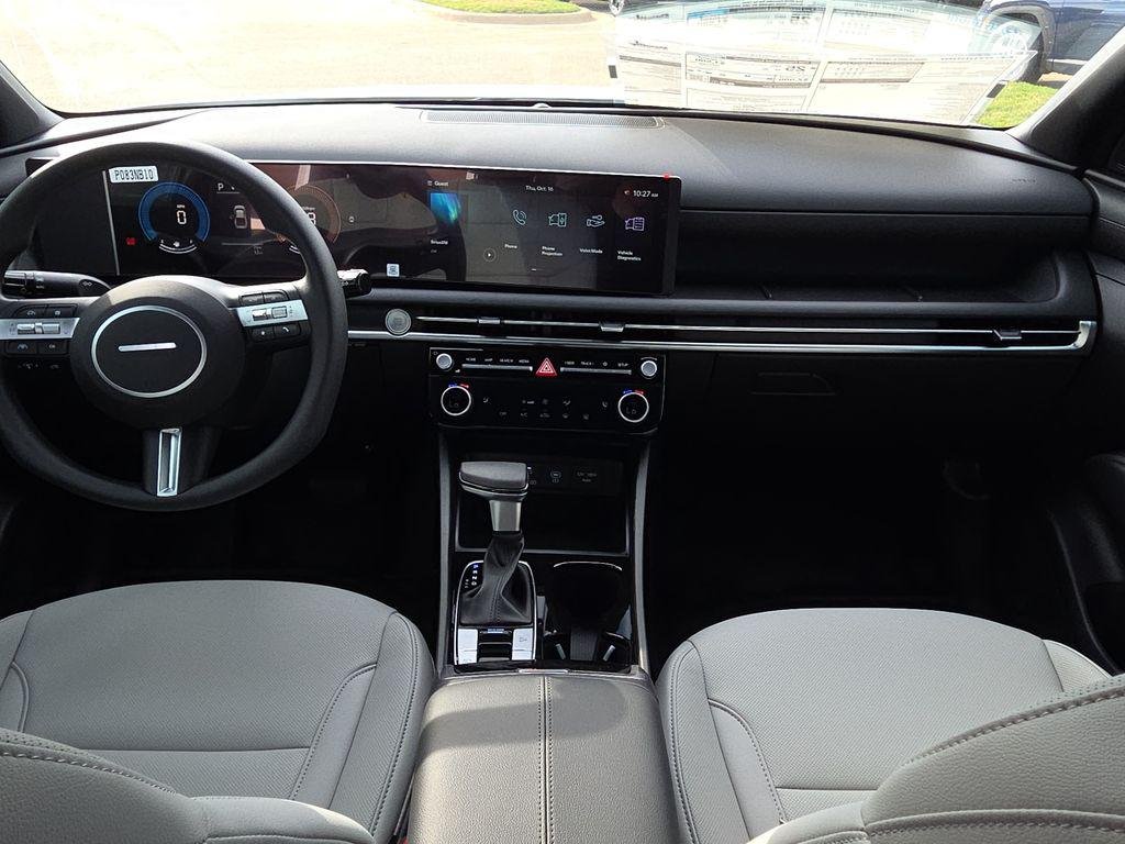 New 2026 White Hyundai SEL FWD image 11