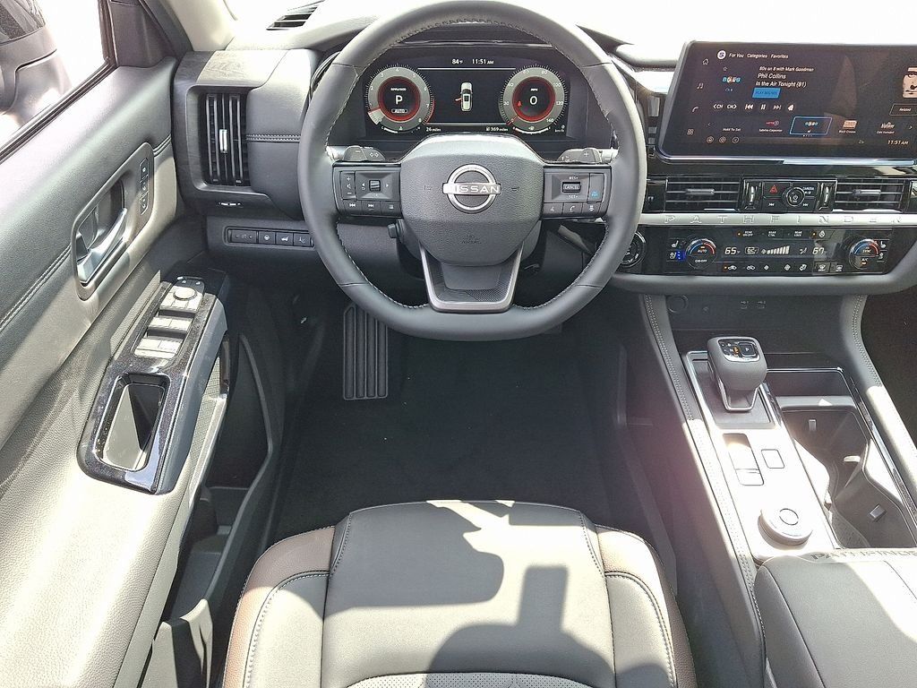 New 2026 Gray Nissan Platinum image 8