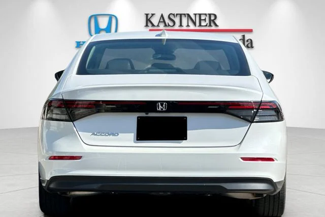 New 2026 Platinum White Pearl Honda LX image 5