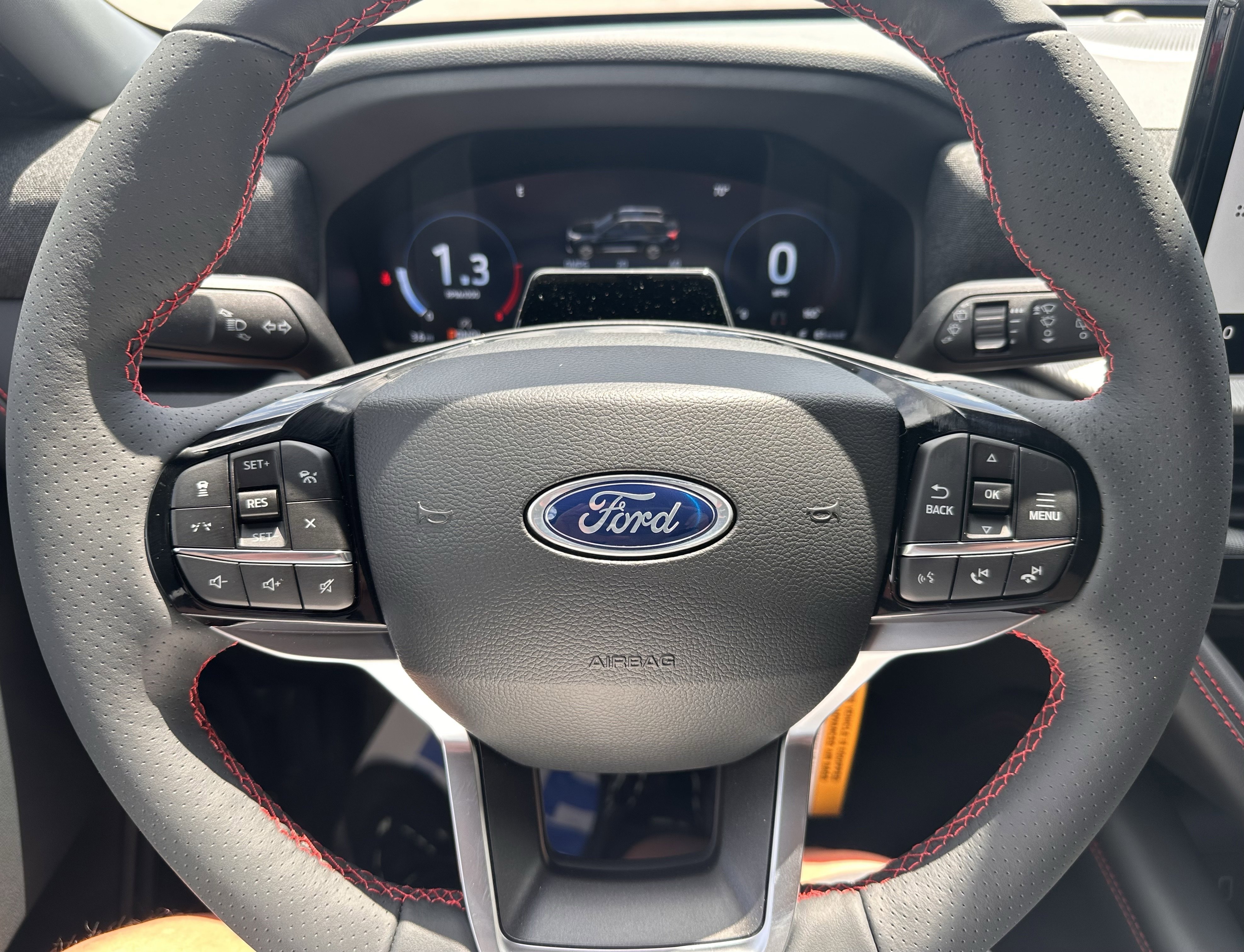 New 2026 Agate Black Metallic Ford ST-Line image 20