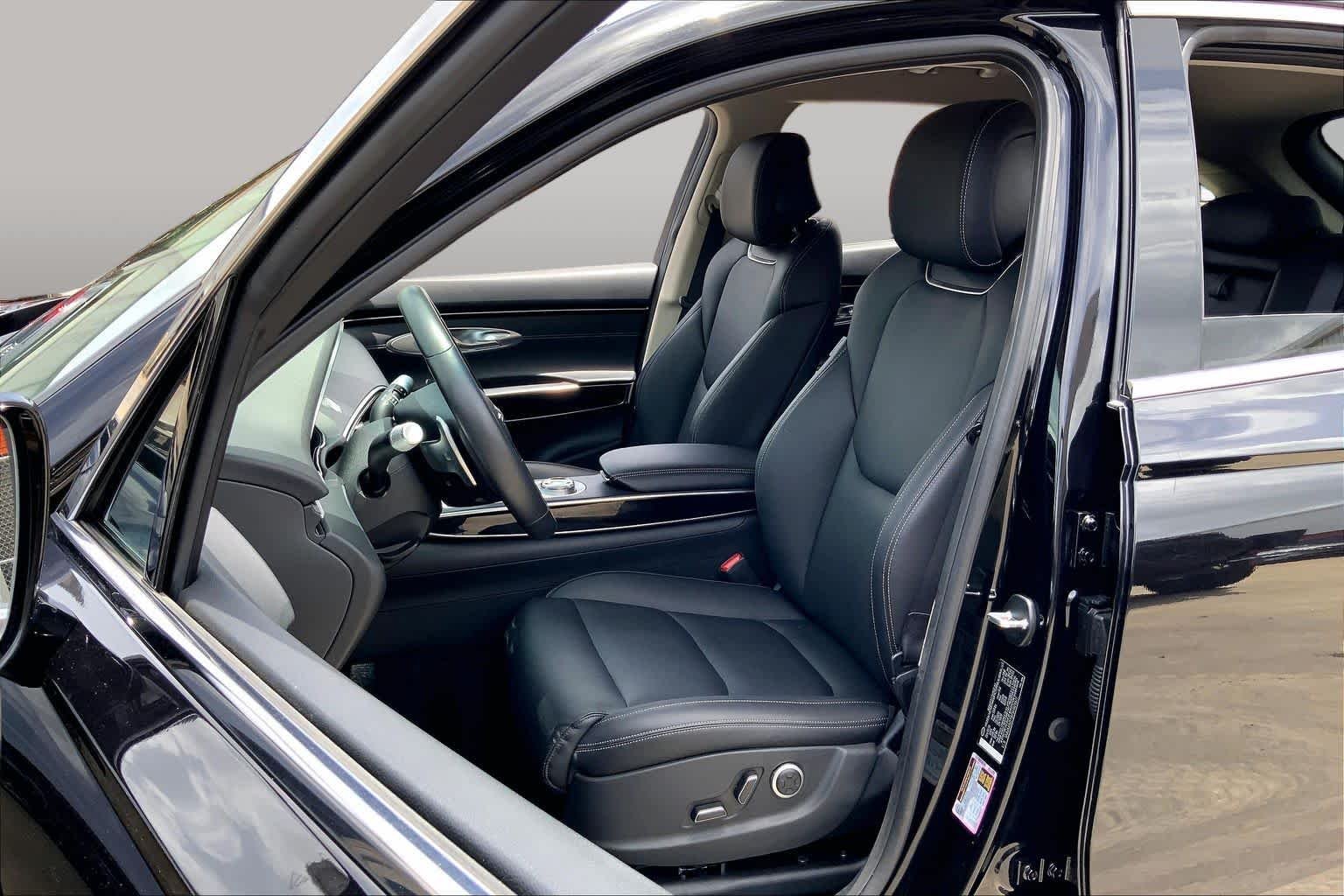 Used 2025 Vik Black Genesis 2.5T image 8