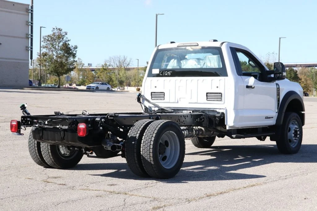 2026 Ford F-550 Super Duty Chassis Cab XL - Photo 8