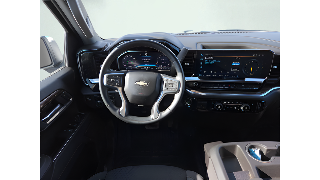 Used 2024 White Chevrolet LT image 17