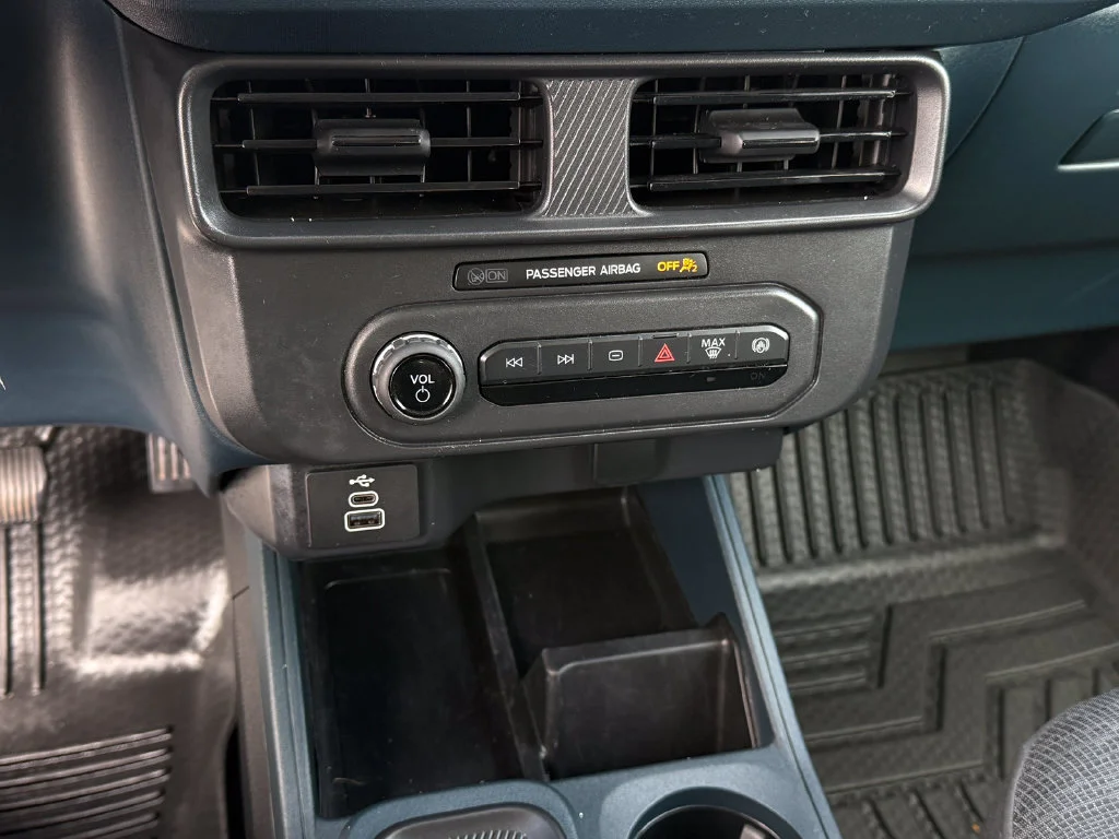 Used 2025 Black Ford XL image 28