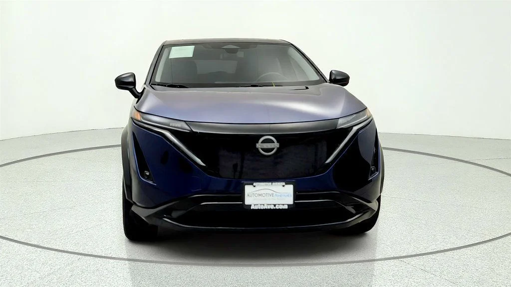 Used 2025 Deep Ocean Blue Pearl/Black Diamond Pearl Nissan EVOLVE+ FWD image 2