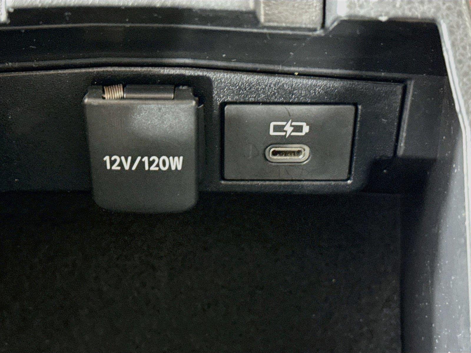 Certified Used 2024 Wind Chill Pearl Toyota L image 31