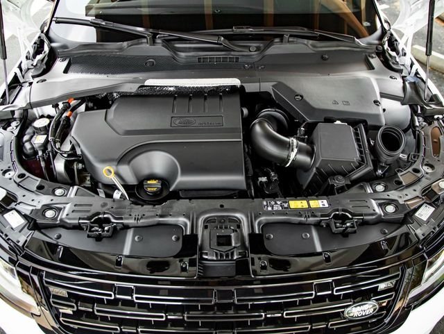 Used 2026 Fuji White Land Rover S image 31