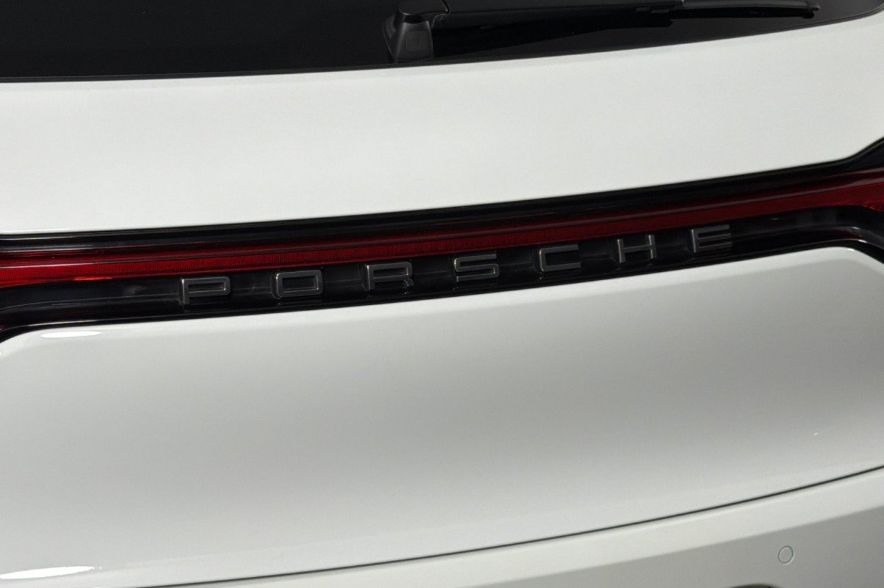 Used 2020 POLAR WHITE Porsche  image 27