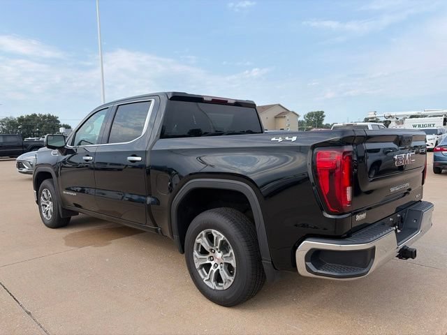 2024 GMC Sierra 1500 SLT - Photo 8
