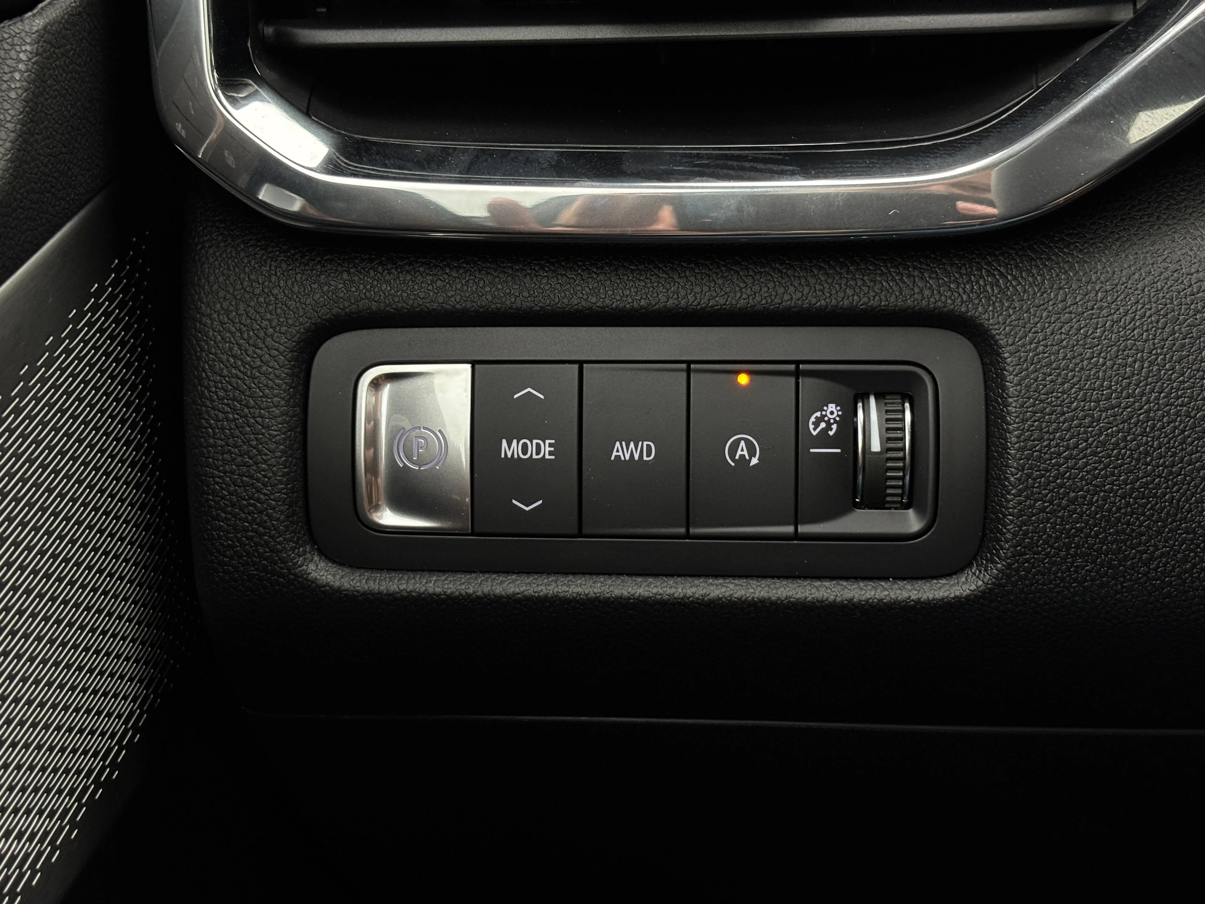 2026 GMC Acadia Denali Ultimate - Photo 25