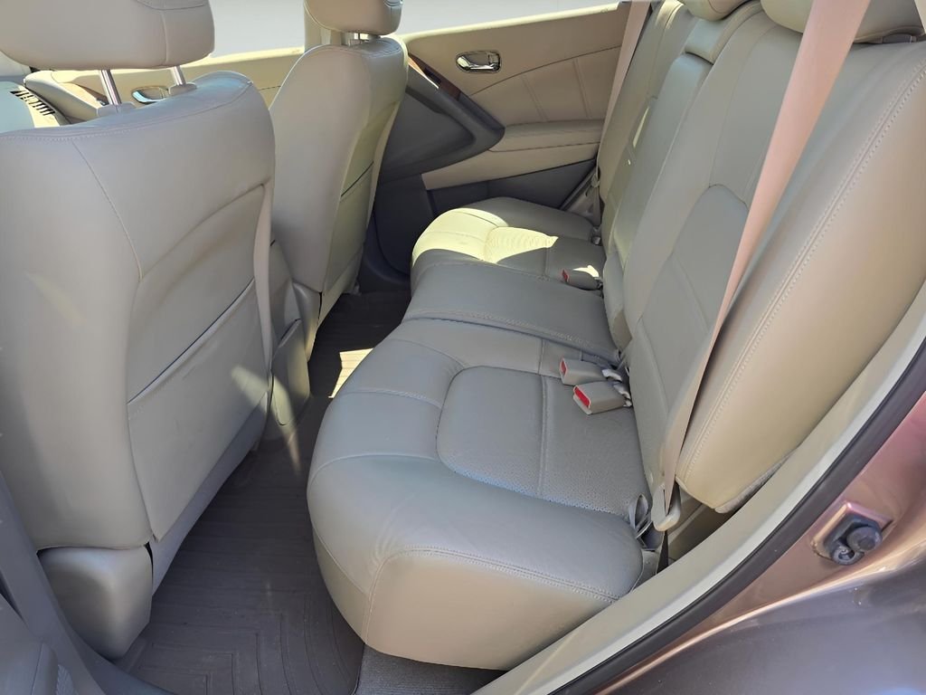 Used 2014 Tinted Bronze Metallic Nissan LE image 11