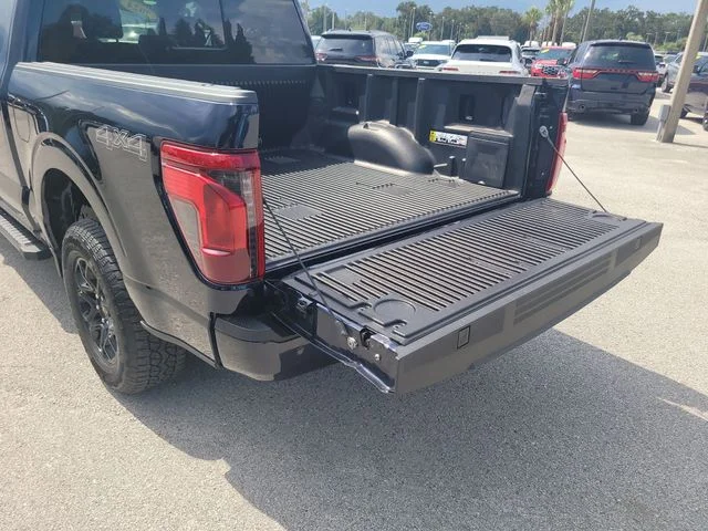 Used 2024 Blue Ford XLT image 11