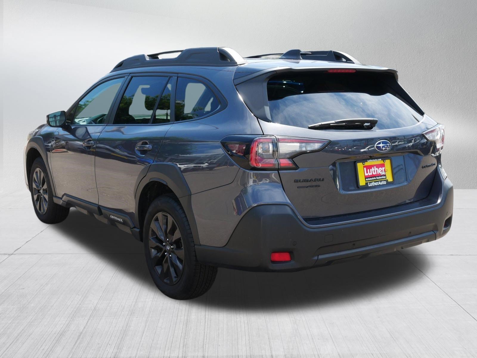 Used 2025 Magnetite Gray Metallic Subaru Onyx Edition image 5