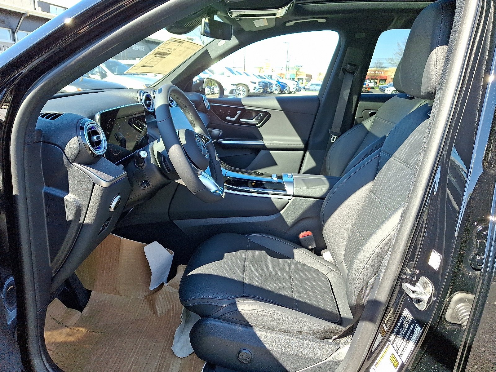 Used 2026 Black Mercedes-Benz GLC 300 image 8