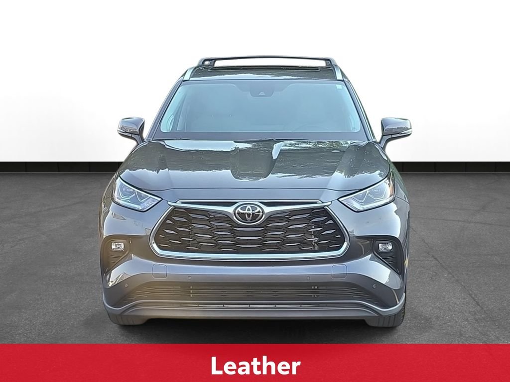 Certified Used 2025 Gray Toyota Limited image 3