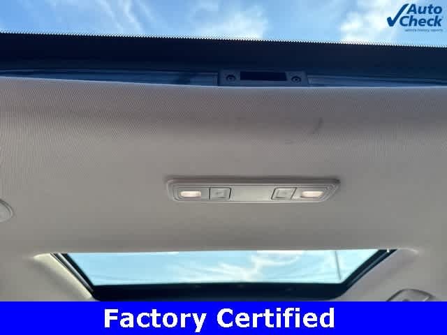 2023 GMC Acadia SLT - Photo 17