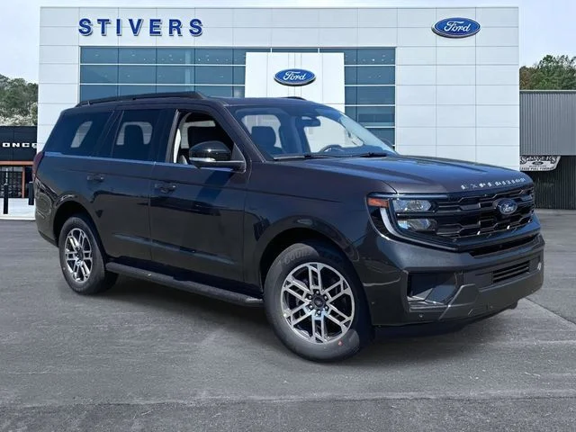 2025 Ford Expedition Active's photo