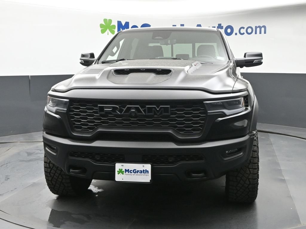 New 2026 Diamond Black Crystal Pearl-Coat Exterior Paint RAM RHO image 6