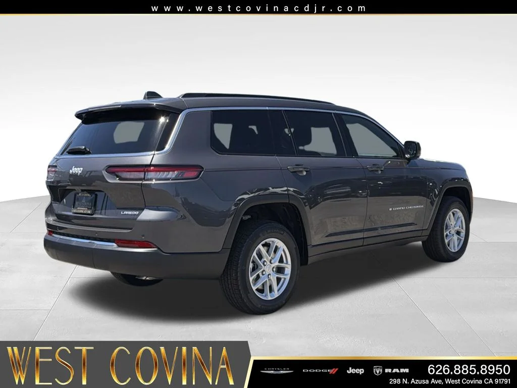 New 2026 Baltic Gray Metallic Clear-Coat Exterior Paint Jeep Laredo image 7