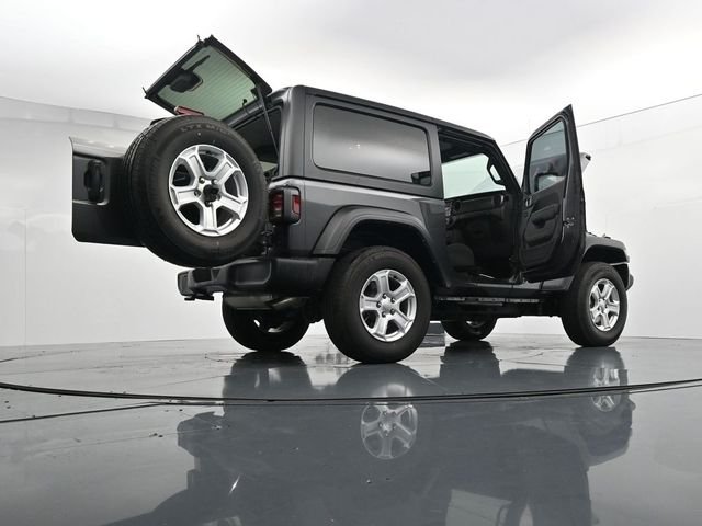 Used 2023 Gray Jeep Sport S image 44