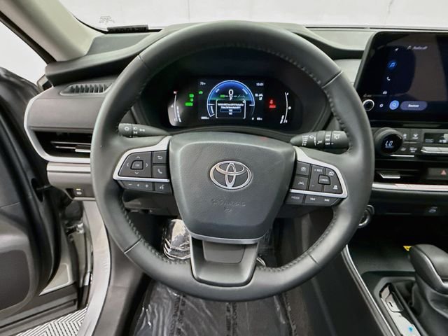 Used 2026 Silver Toyota XLE image 11