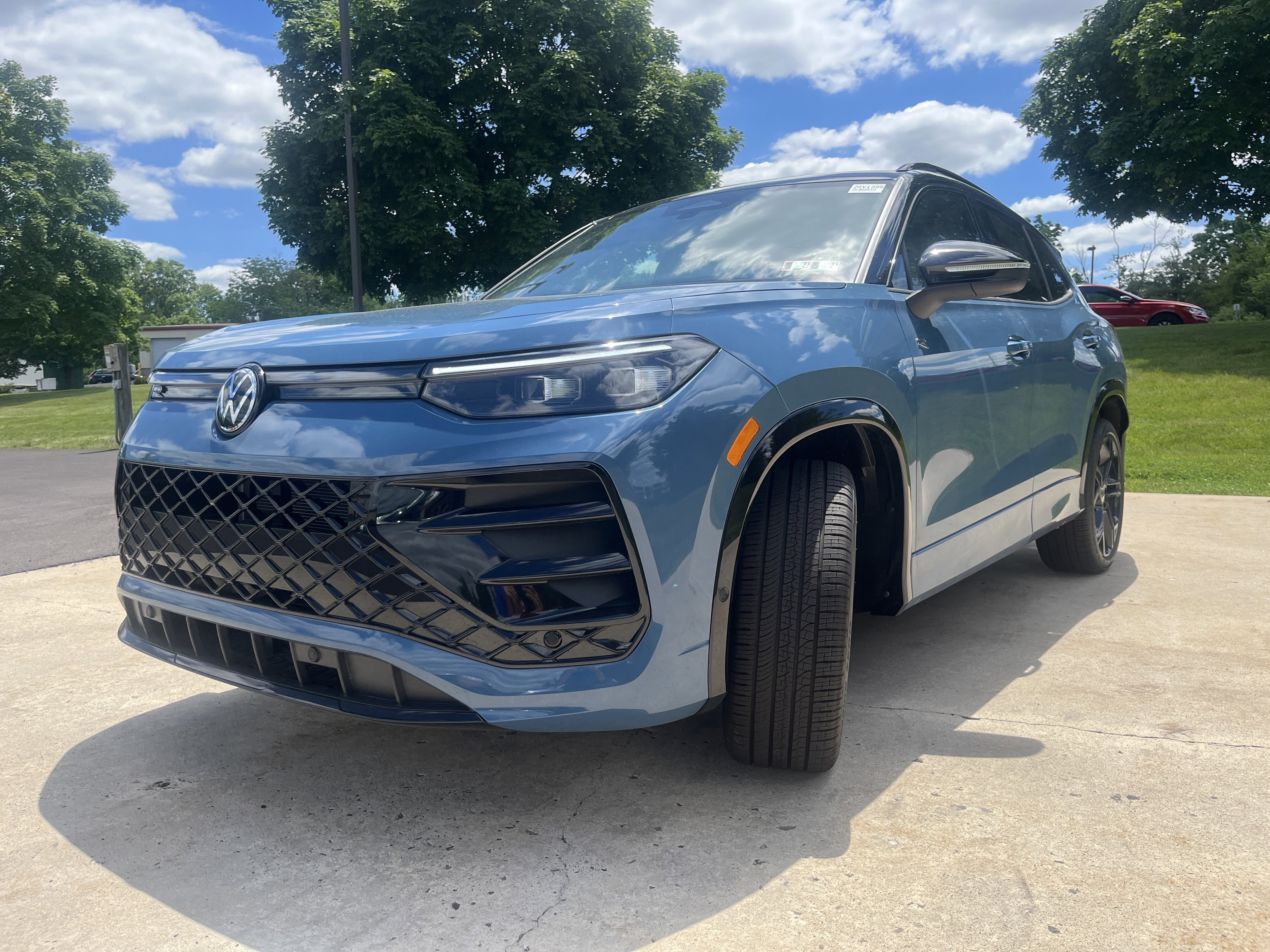 New 2026 Monterey Blue w/Deep Black Roof Volkswagen SE R-Line Black image 8