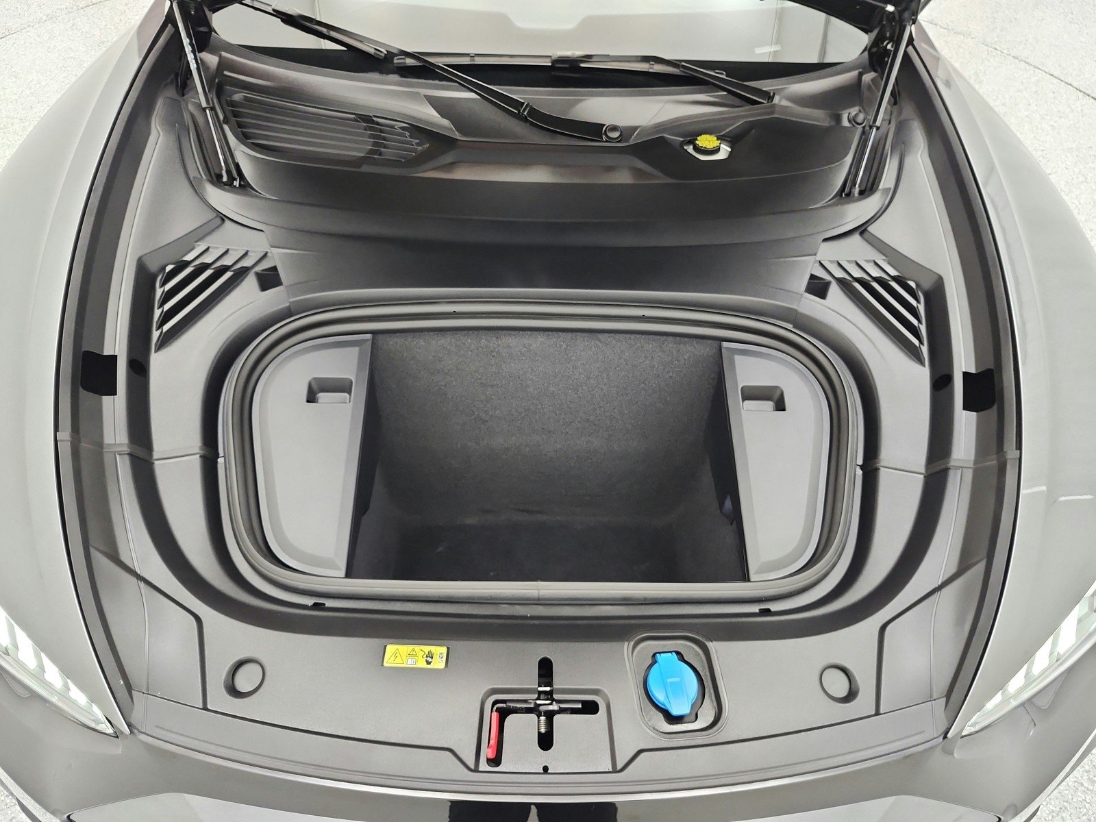 Used 2023 Daytona Gray Pearl Effect Audi Premium Plus quattro image 16