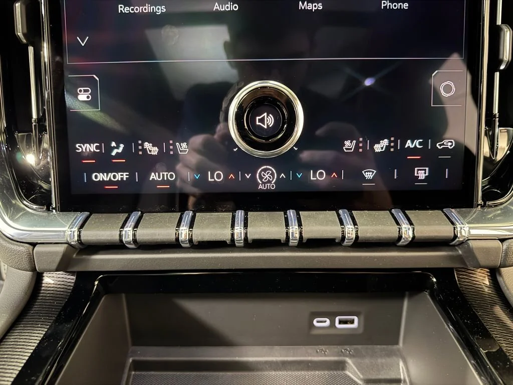 New 2026 Summit White GMC Elevation image 17