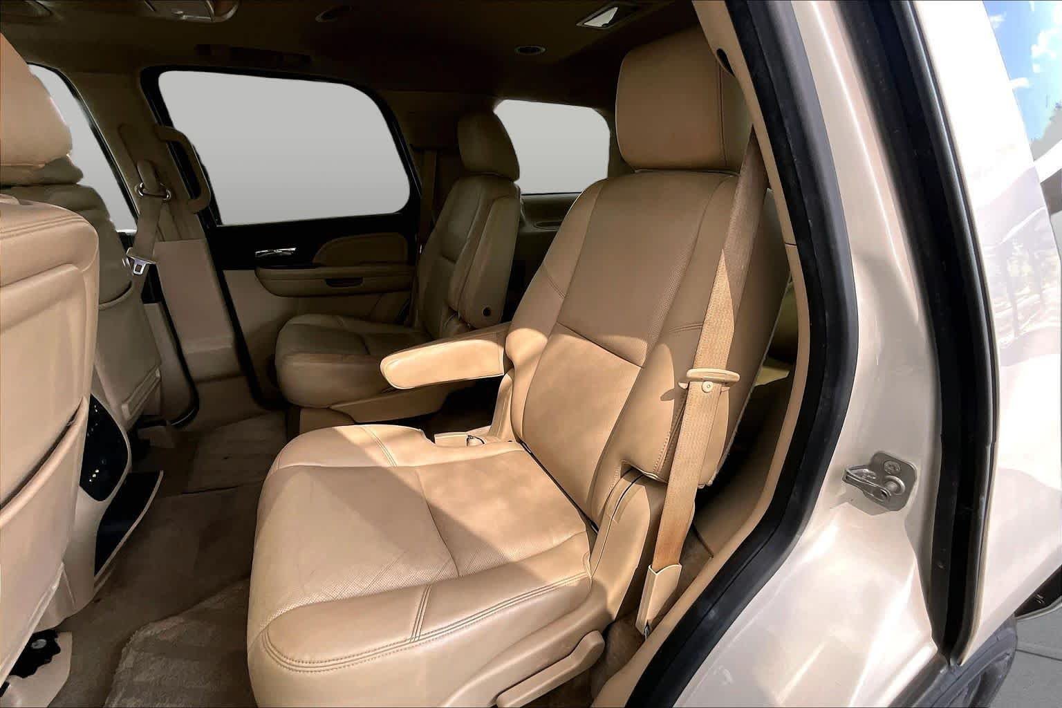 Used 2012 White Diamond Tricoat GMC Denali image 20