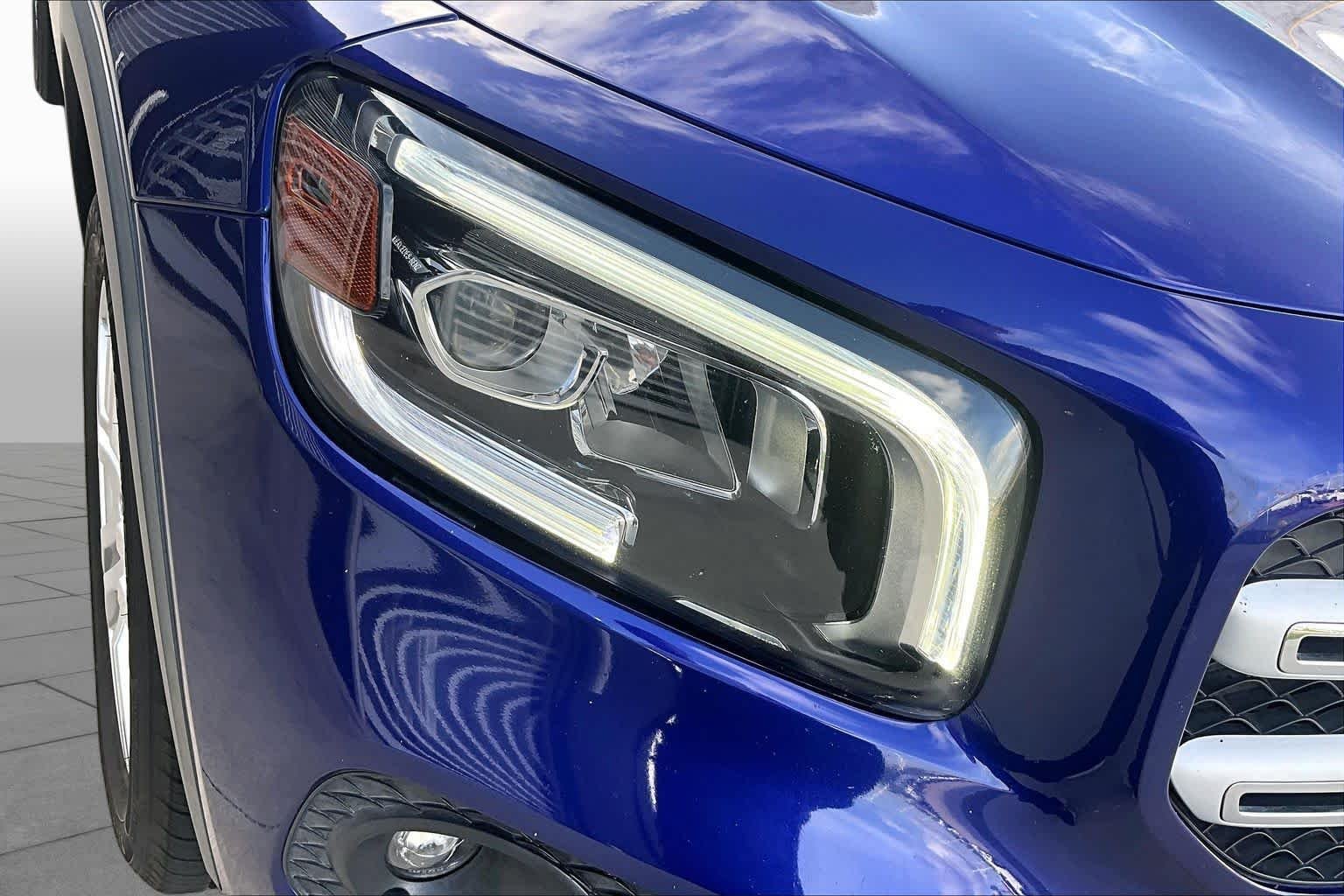 Used 2021 Galaxy Blue Metallic Mercedes-Benz GLB 250 image 24