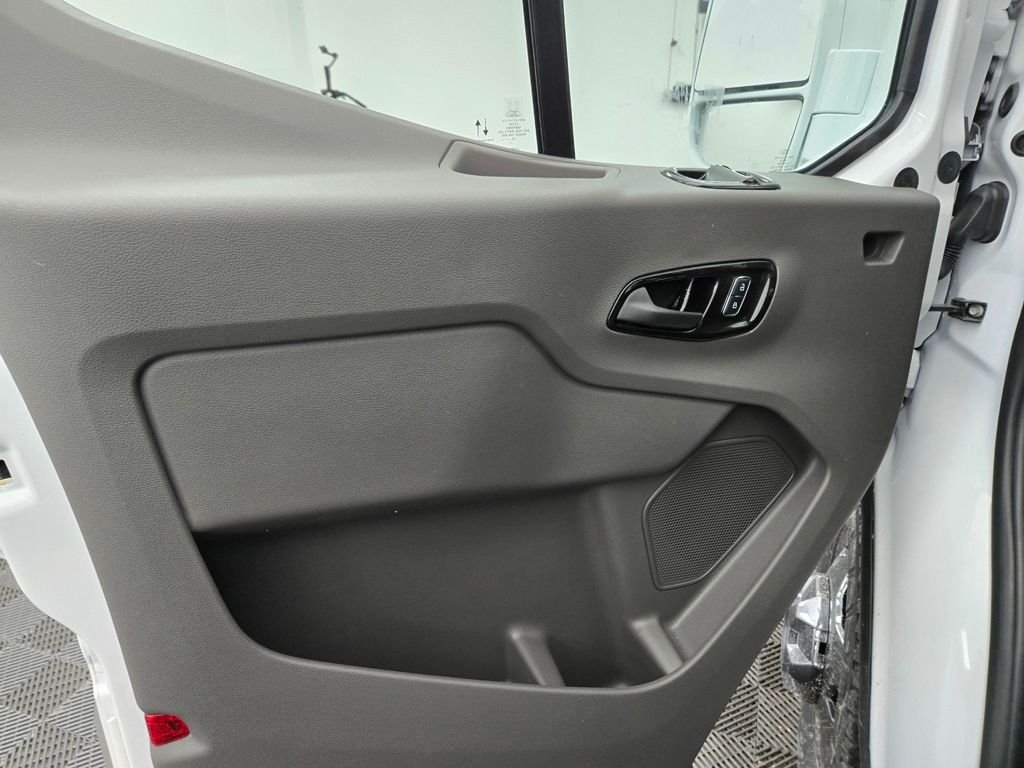 2024 Ford Transit Van Base - Photo 19