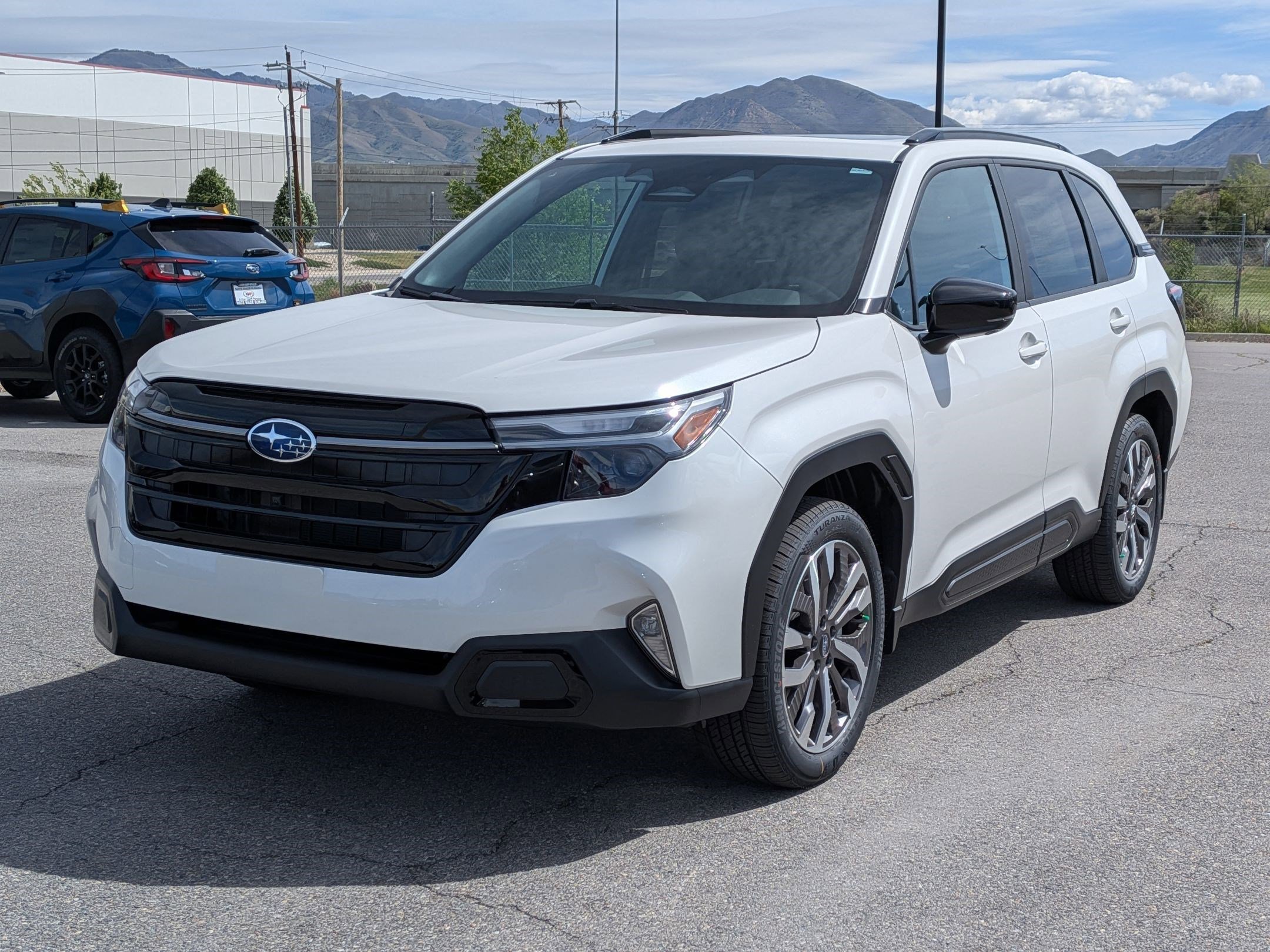 New 2026 CRYSTAL WHITE PEARL Subaru Touring image 8