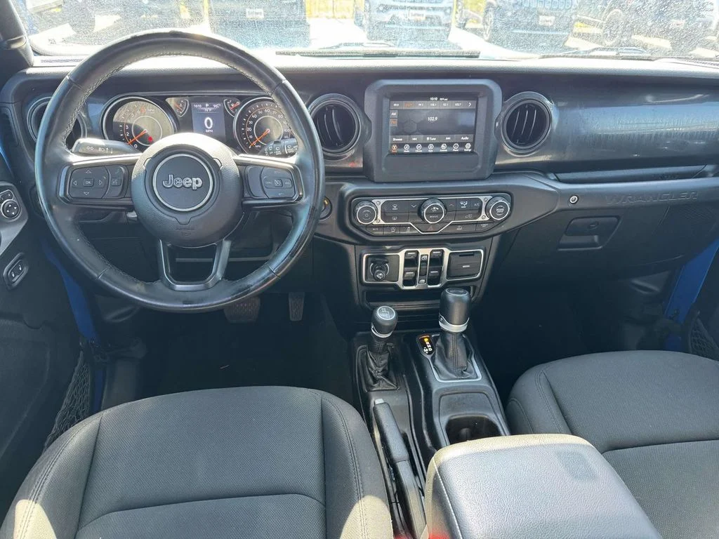 Used 2022 Blue Jeep Unlimited Sport Altitude image 16