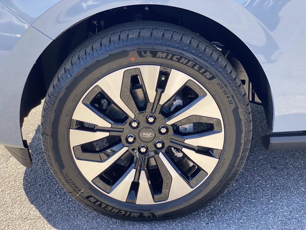 New 2026 Glacier Gray Metallic Tri-Coat Ford MAX Platinum® image 8
