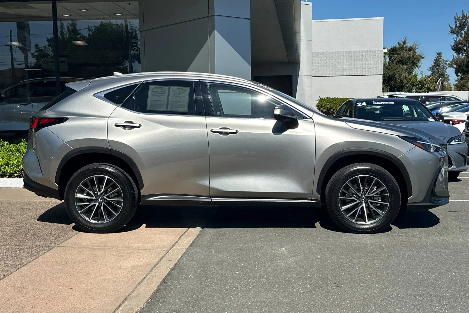 Certified Used 2025 ATOMIC SILVER Lexus 350h Premium image 3