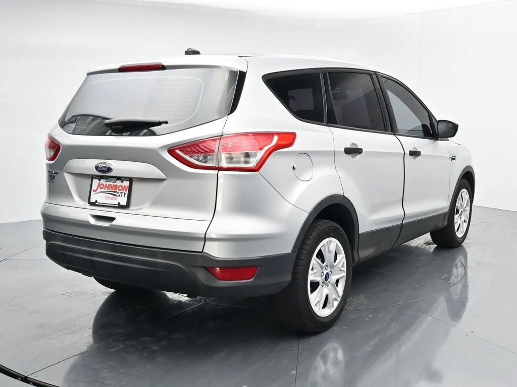 Used 2016 Silver Ford S image 7